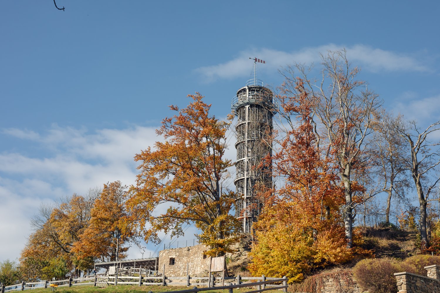 Maják Járy Cimrmana - vnější pohled